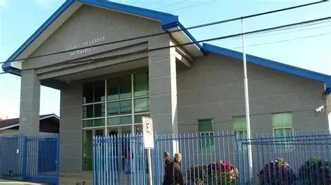 Joven universitaria de 21 años muere en Isla Huar: Municipio de Calbuco presentará querella por presunto femicidio