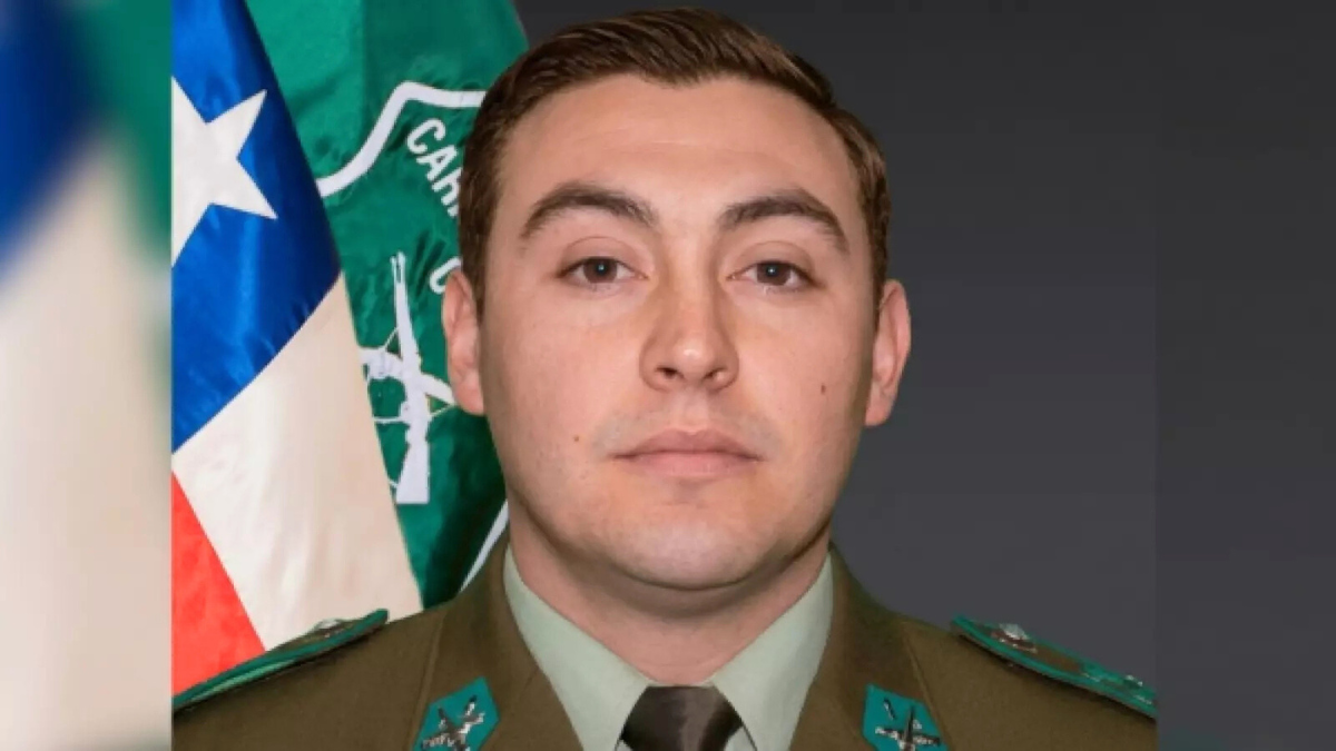 Madre de carabinero fallecido en Puerto Varas reveló acusaciones que hizo su hijo sobre altos mandos y acusó montaje